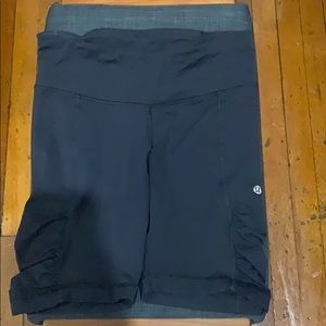 Lulu Lemon knee shorts